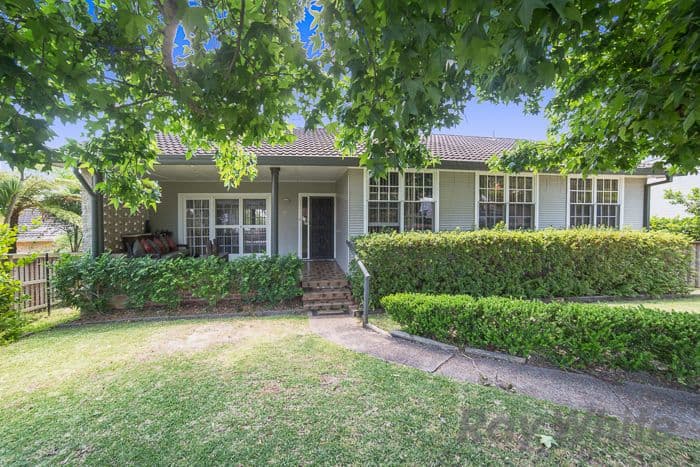 15 Taylor Crescent, Warners Bay NSW 2282, Warners Bay - Image 1