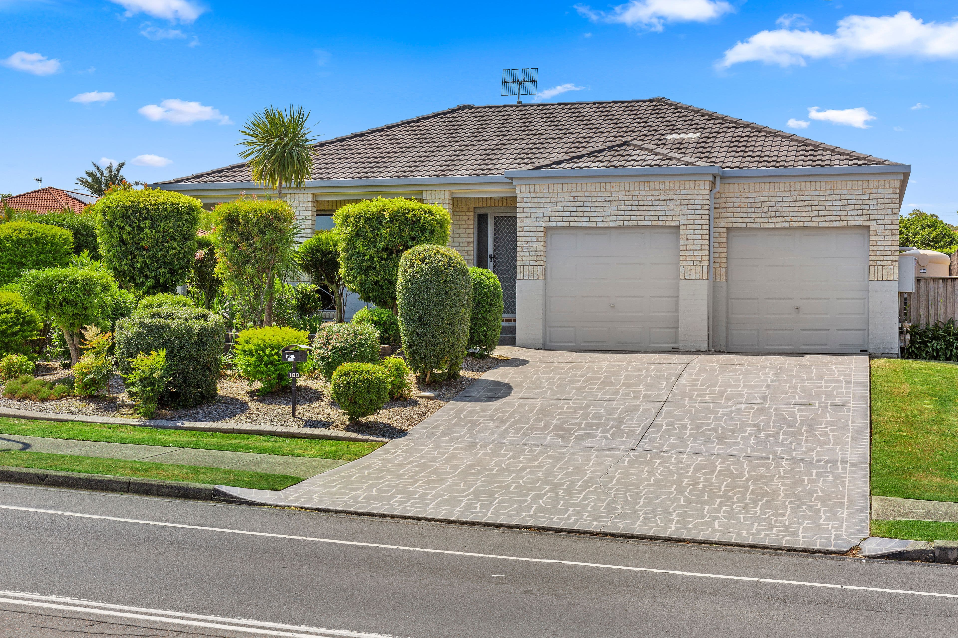 100 Colorado Drive, Blue Haven - Image 1