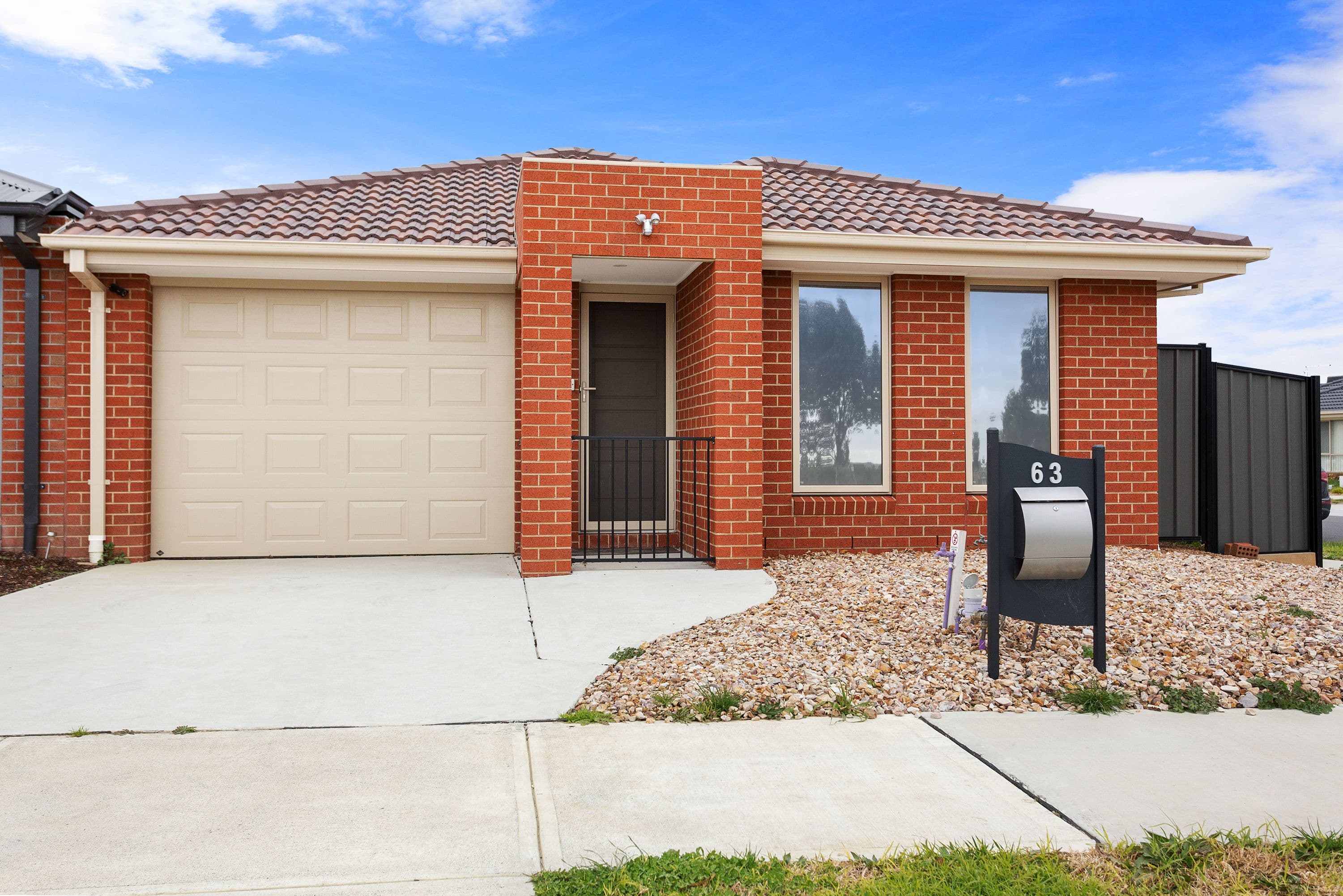 63 Pinnacle Drive, Pakenham VIC 3810, Pakenham - Image 1