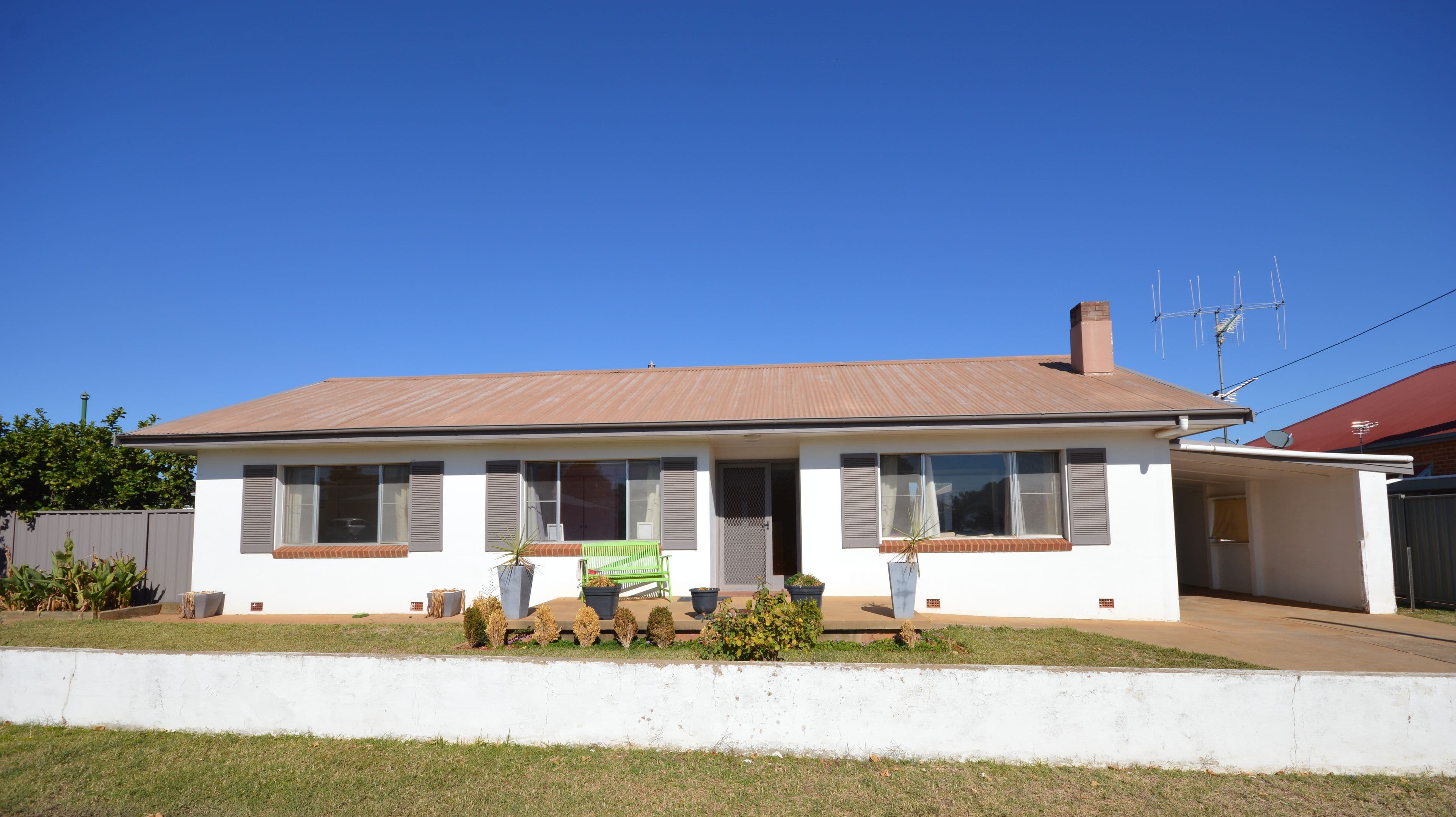 27 Courallie Street, Cowra - Image 1