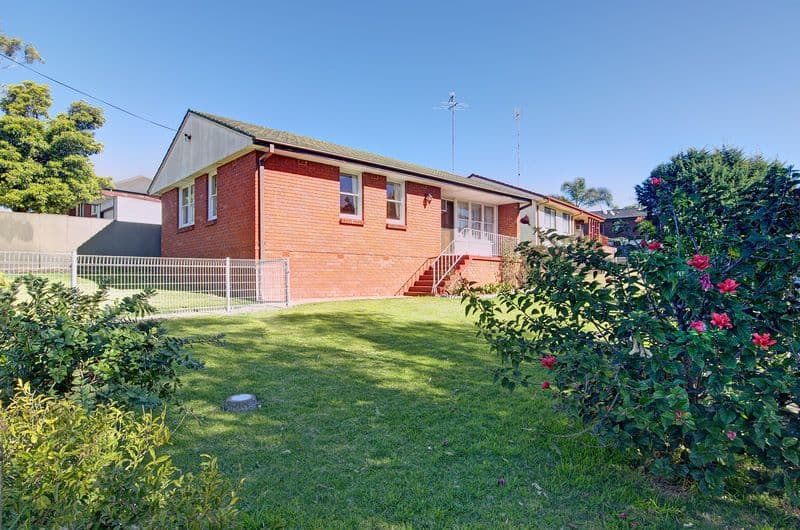 16 Gilba Road, KOONAWARRA NSW 2530, Koonawarra - Image 1