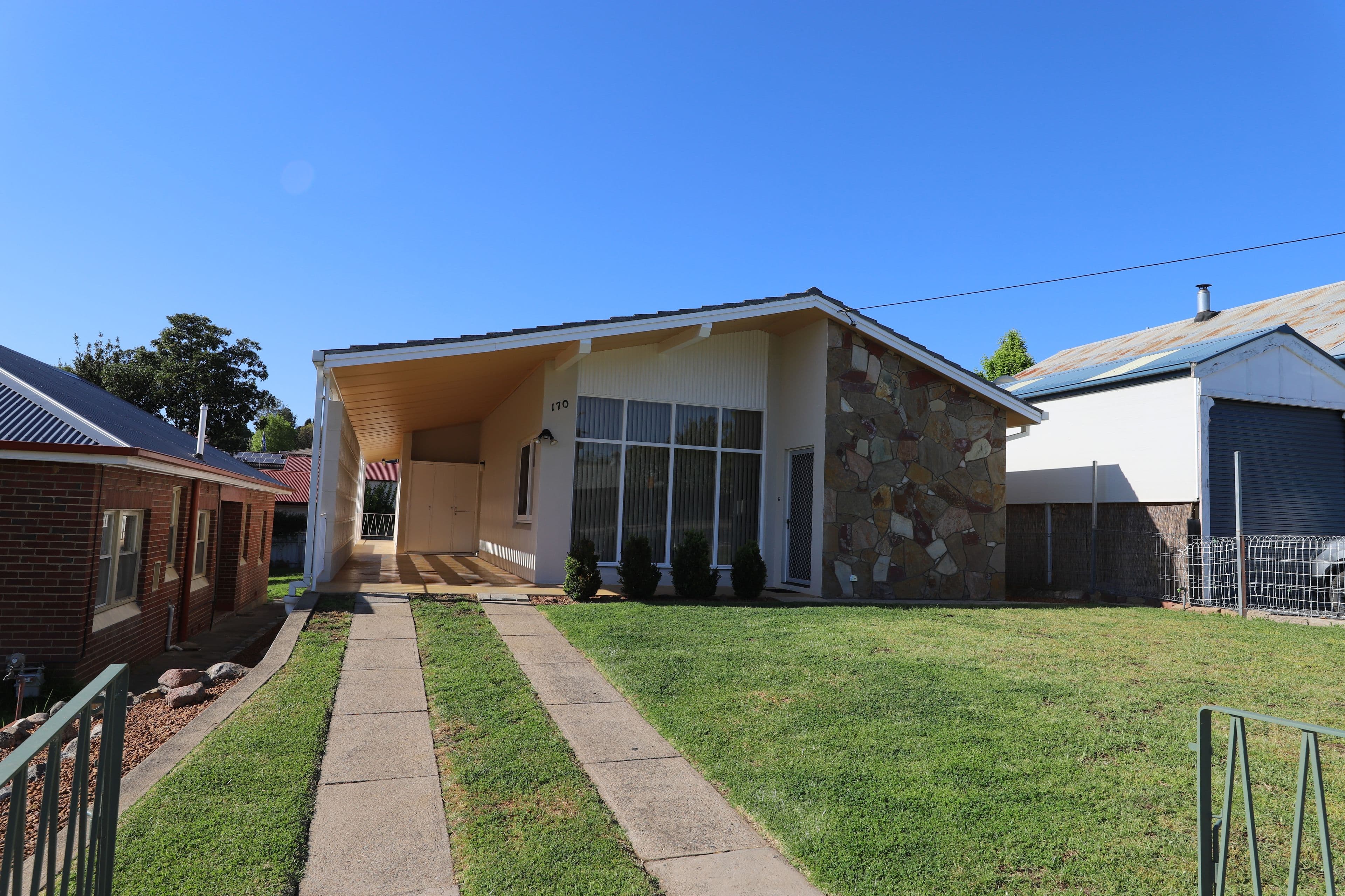 170 Wynyard Street, Tumut - Image 1