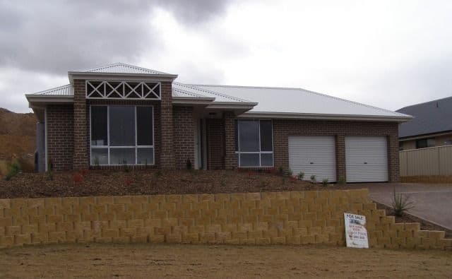 16 Quinlan Run, ORANGE NSW 2800, Orange - Image 1