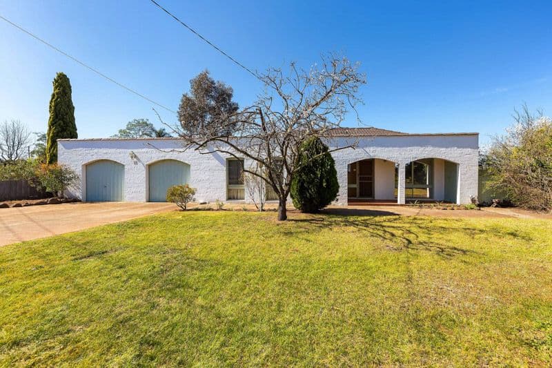 13 Cook Road, Melton South VIC 3338, Melton South - Image 1