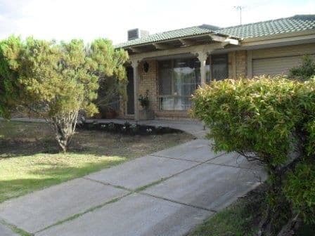 11 Dolara Court, MADDINGTON WA 6109, Maddington - Image 1