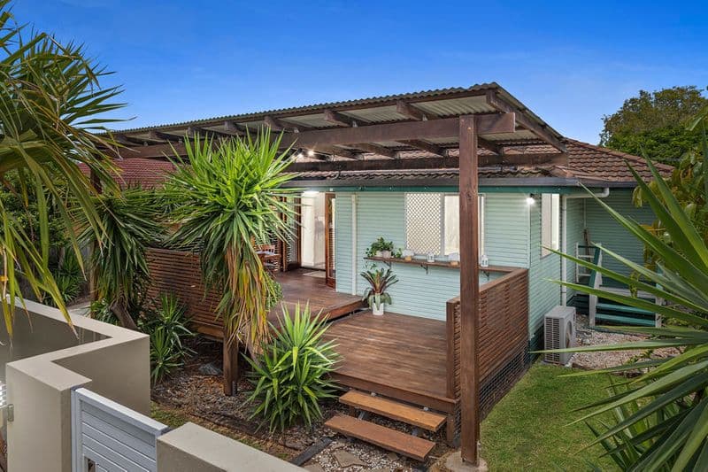 8 Cater Street, Bracken Ridge - Image 1