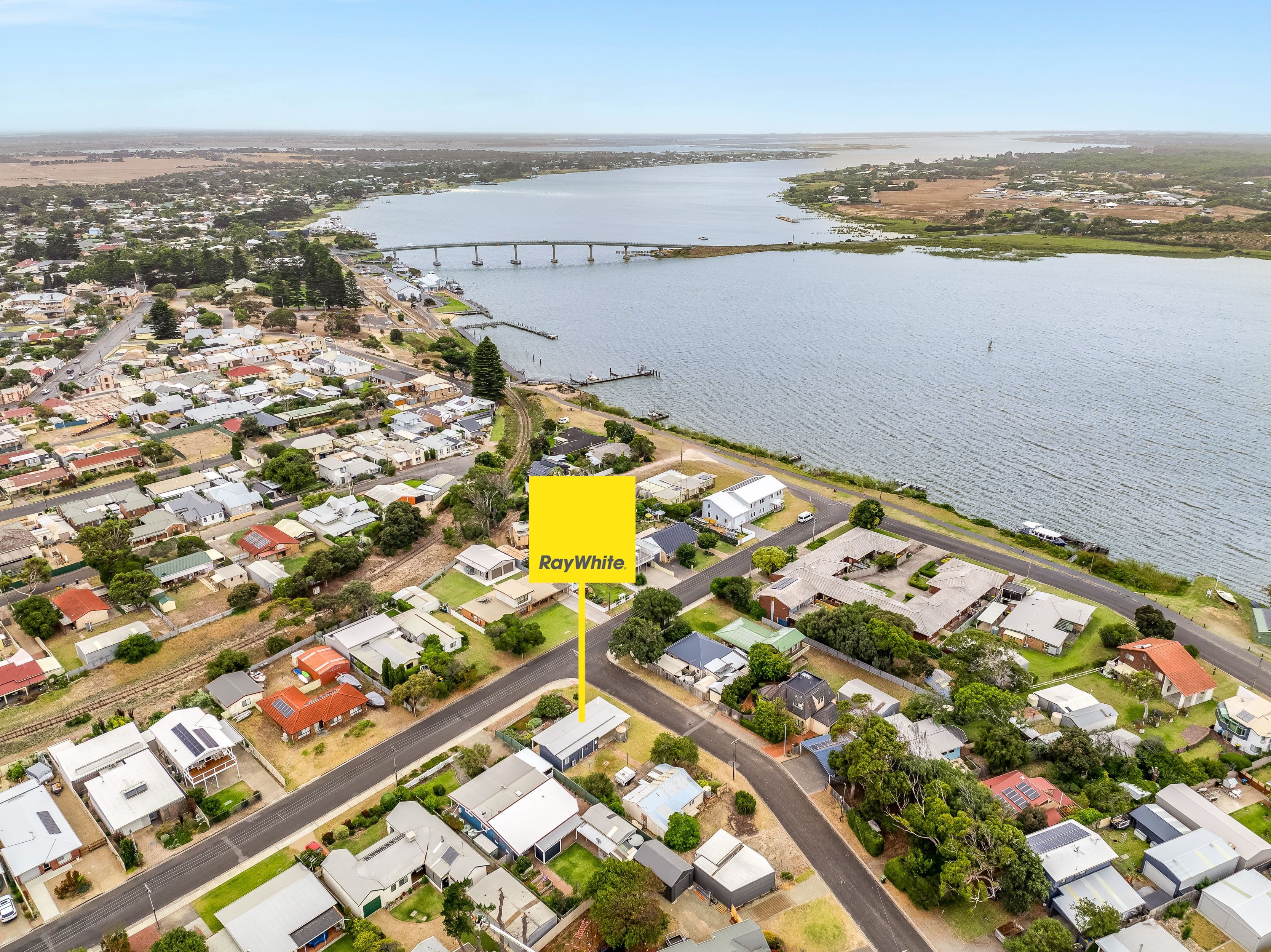 9 Kingdon Place, Goolwa South SA 5214, Goolwa South - Image 1