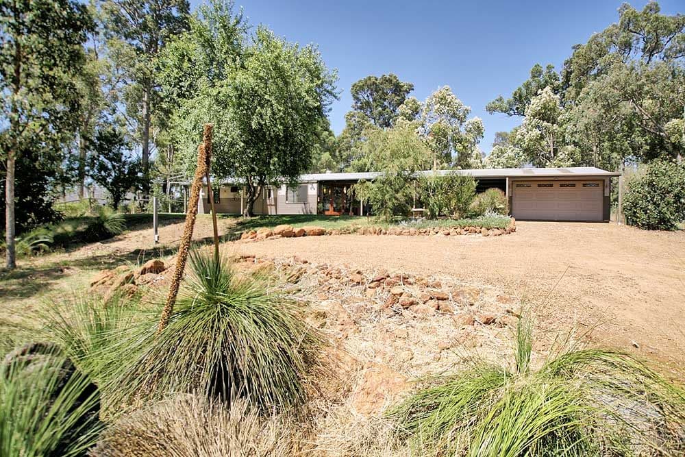 ROLEYSTONE WA 6111, Roleystone - Image 1