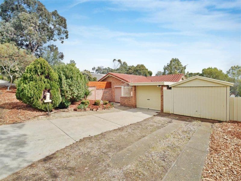 4 Stanbury Avenue, Happy Valley SA 5159, Happy Valley - Image 1