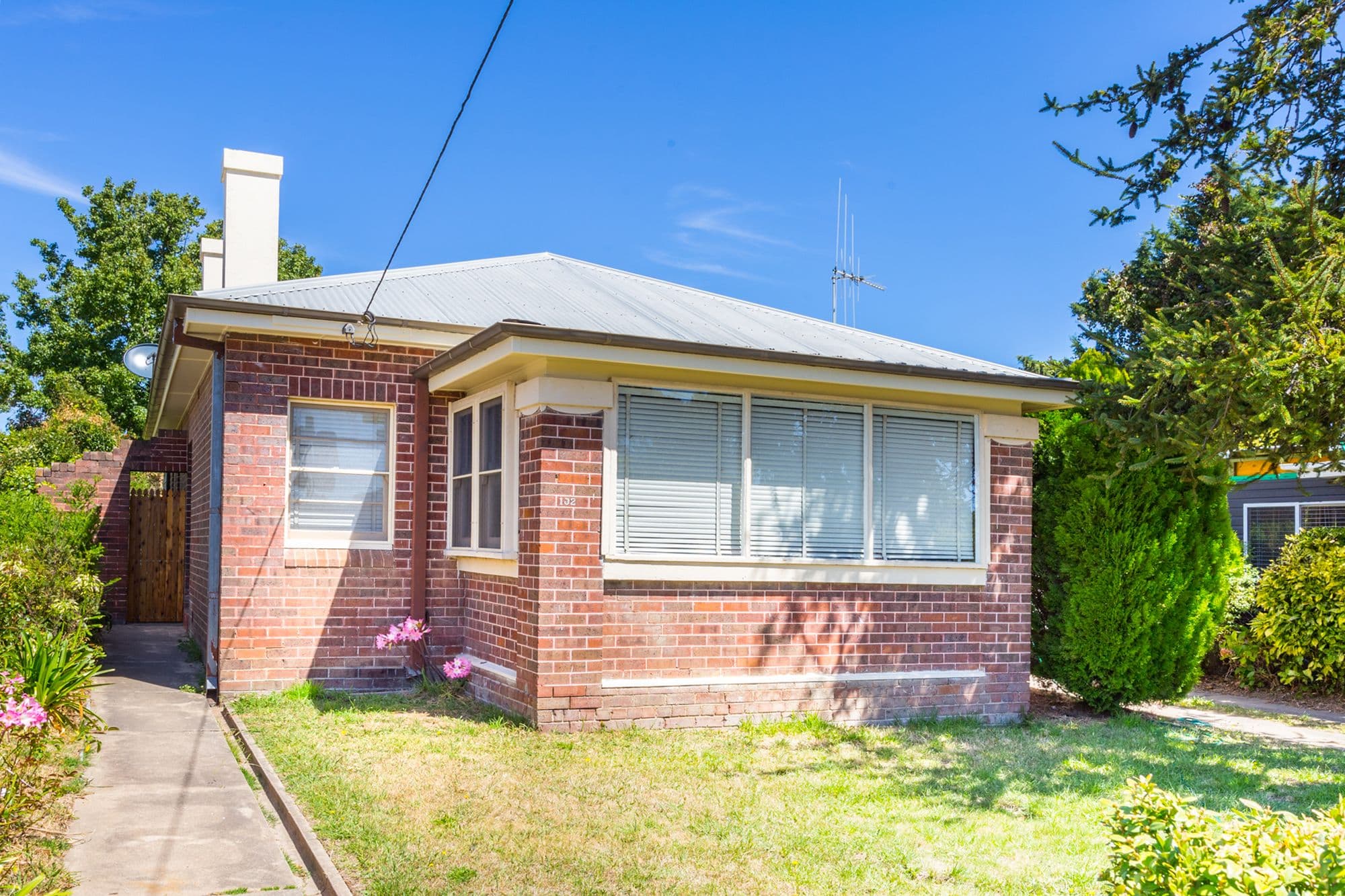 132 Bathurst Road, Orange - Image 1