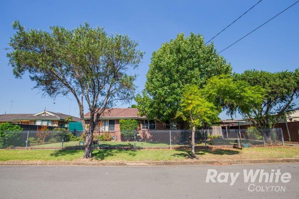 14 Kent Place, Colyton - Image 1