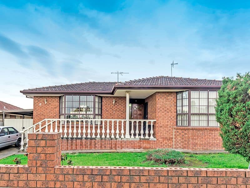 4 McNicol Close, Meadow Heights VIC 3048, Meadow Heights - Image 1