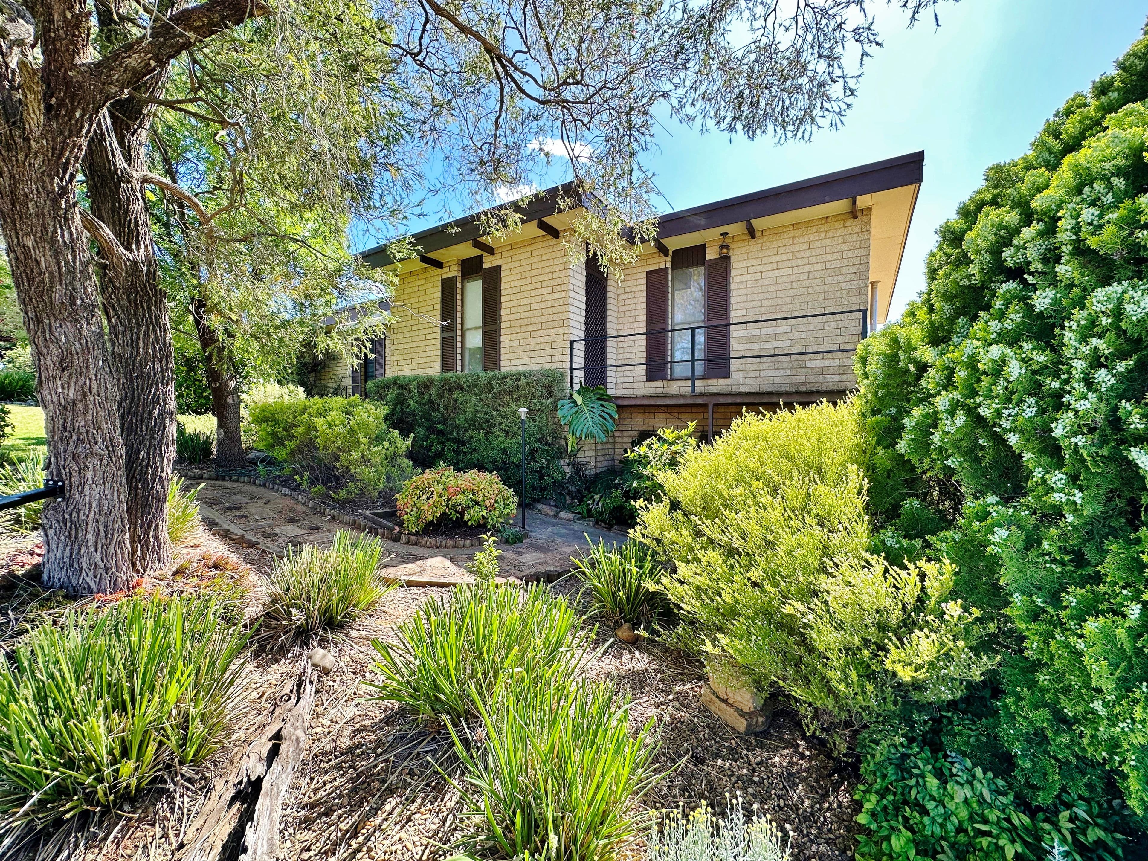 2 Tumbleton Street, Young NSW 2594, Young - Image 1