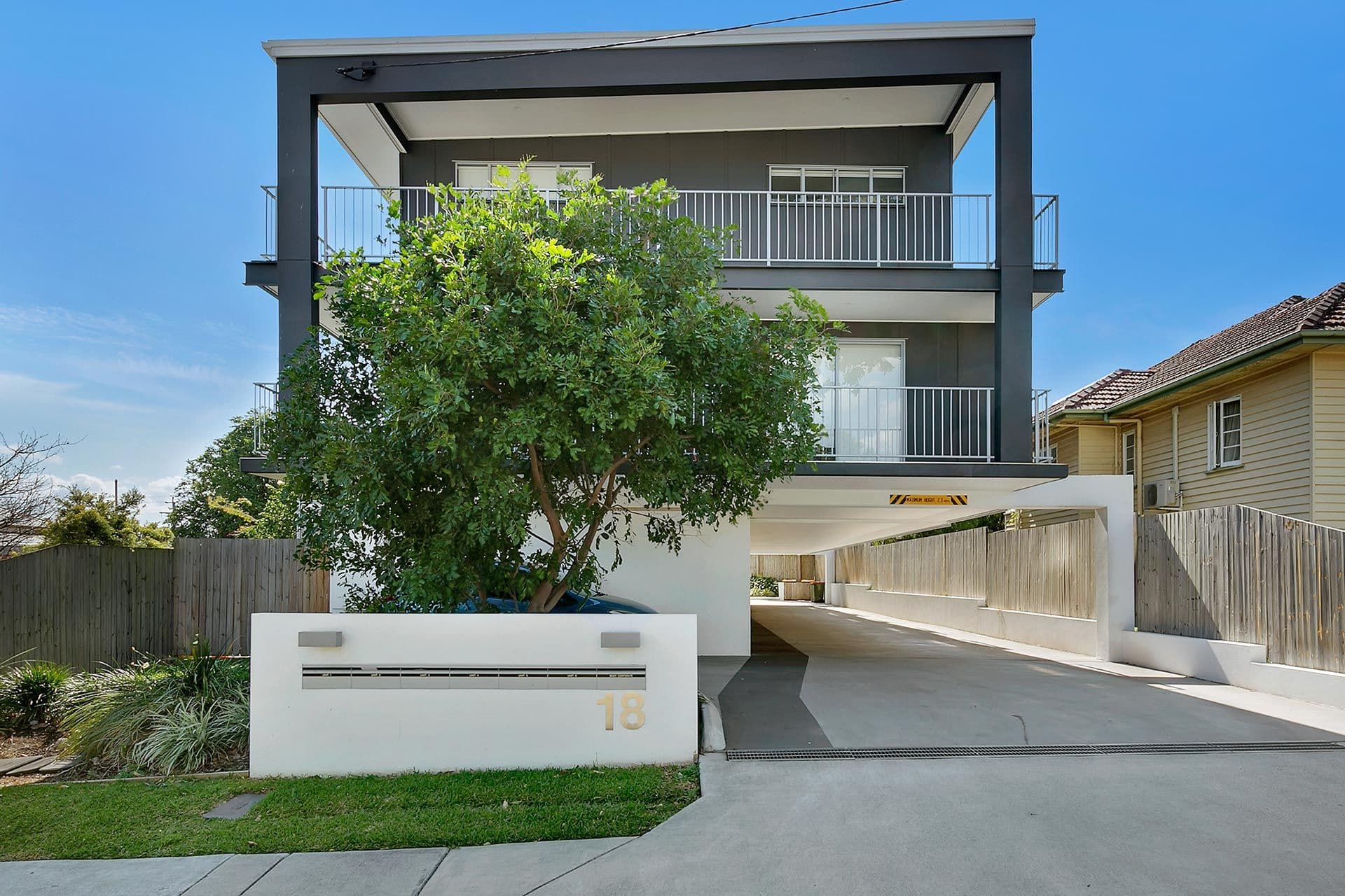 18 Hansen Street, Moorooka QLD 4105, Moorooka - Image 1