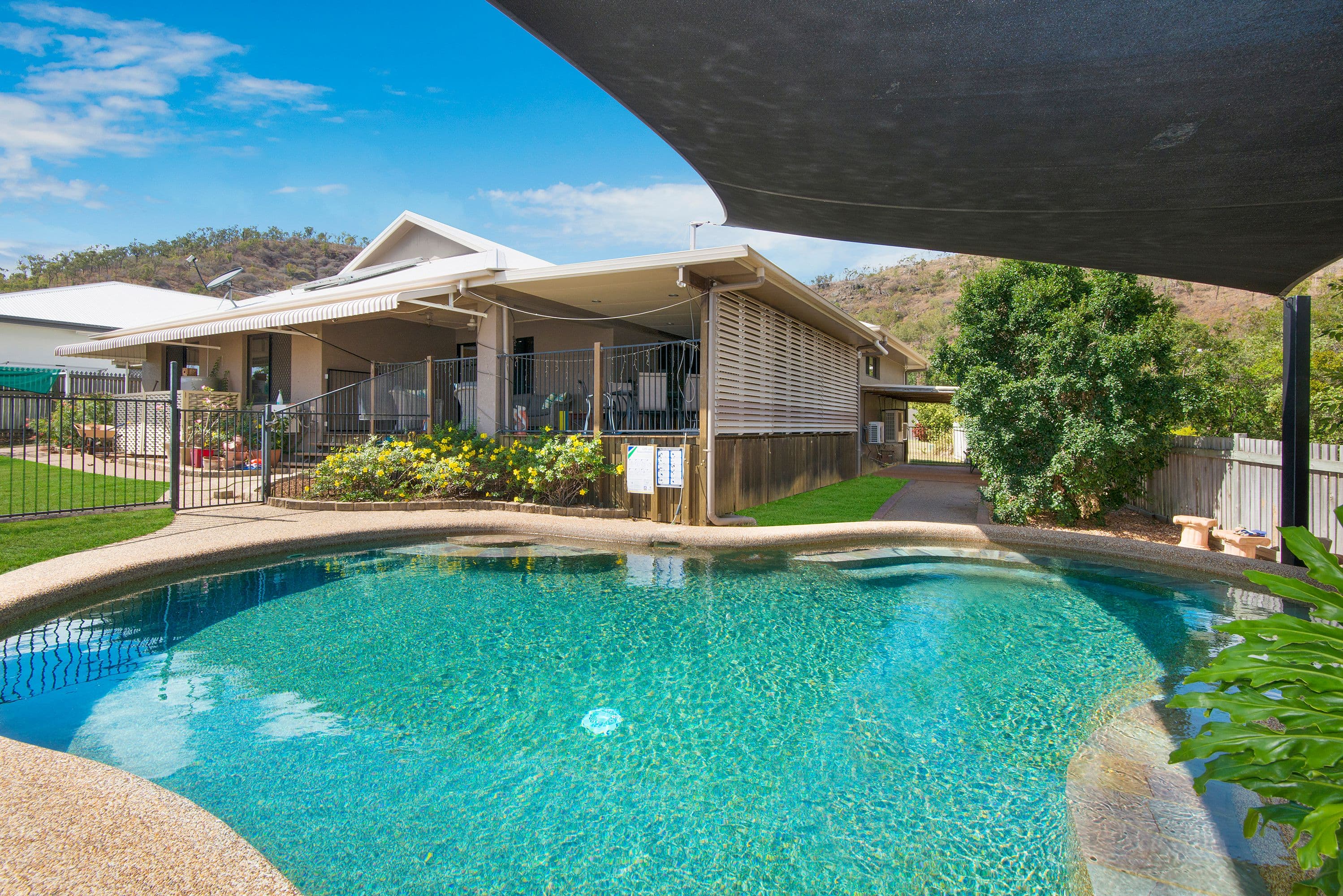 19 Monte Visto Court, Mount Louisa QLD 4814, Mount Louisa - Image 1