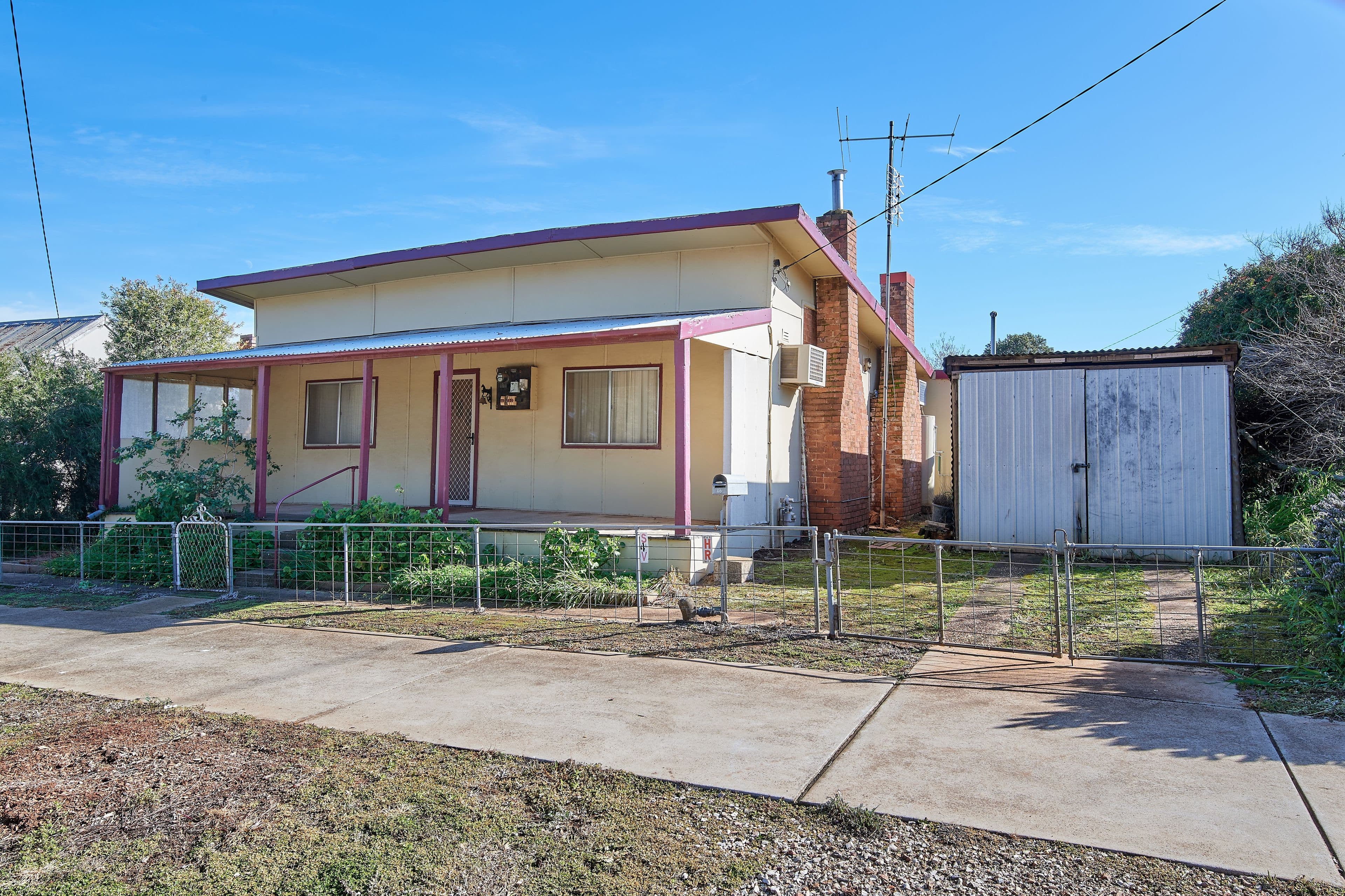 68 Mann Street, Coolamon NSW 2701, Coolamon - Image 1