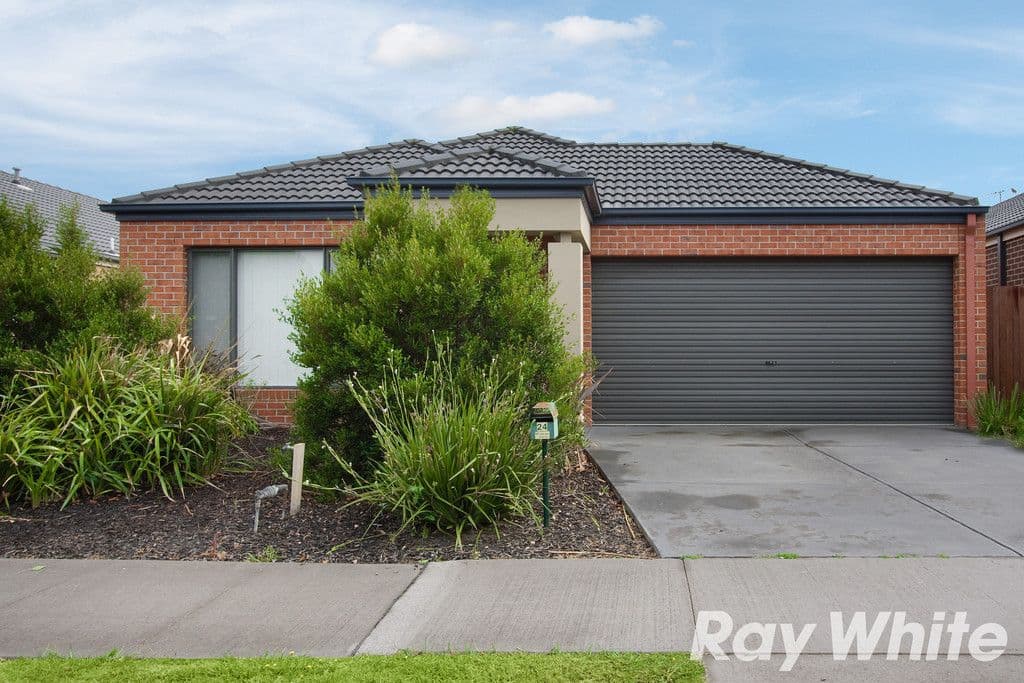 24 Joseph Banks Drive, Pakenham VIC 3810, Pakenham - Image 1
