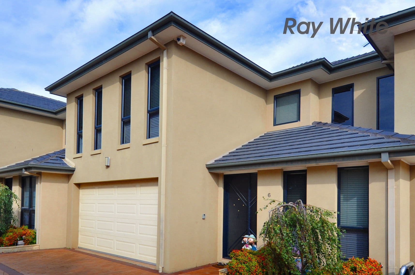 2 Sandlewood Lane, Sanctuary Lakes VIC 3030, Sanctuary Lakes - Image 1
