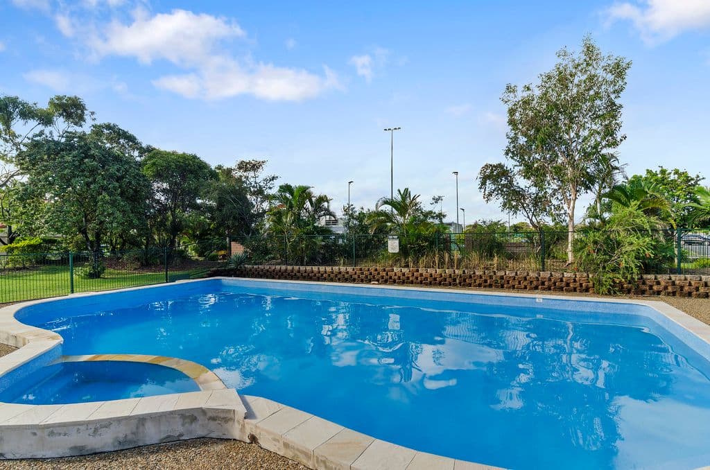 5 Galeen Drive, Burleigh Waters QLD 4220, Burleigh Waters - Image 1