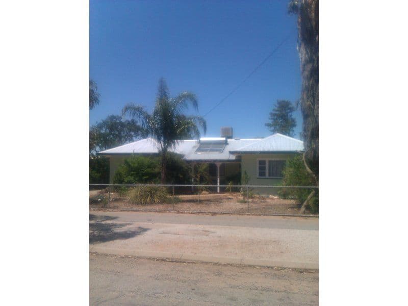 29 Maddock Street, MUKINBUDIN WA 6479, Mukinbudin - Image 1