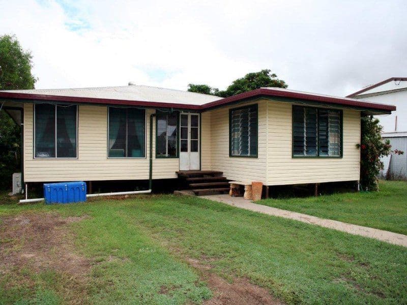 17 McLaren, HUGHENDEN QLD 4821, Hughenden - Image 1