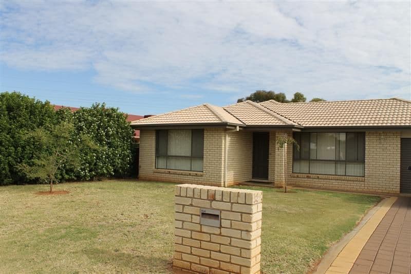 2 Cardiff Arms Avenue, Dubbo NSW 2830, Dubbo - Image 1