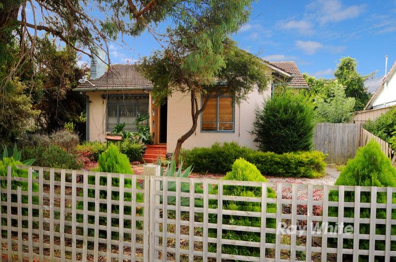 11 Fugosia Street, DOVETON VIC 3177, Doveton - Image 1