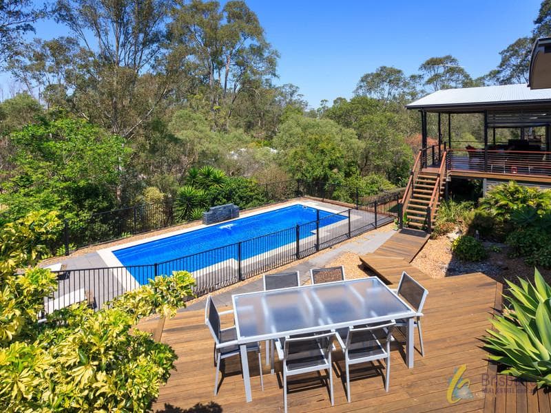 7 Lucas Place, Pullenvale - Image 1