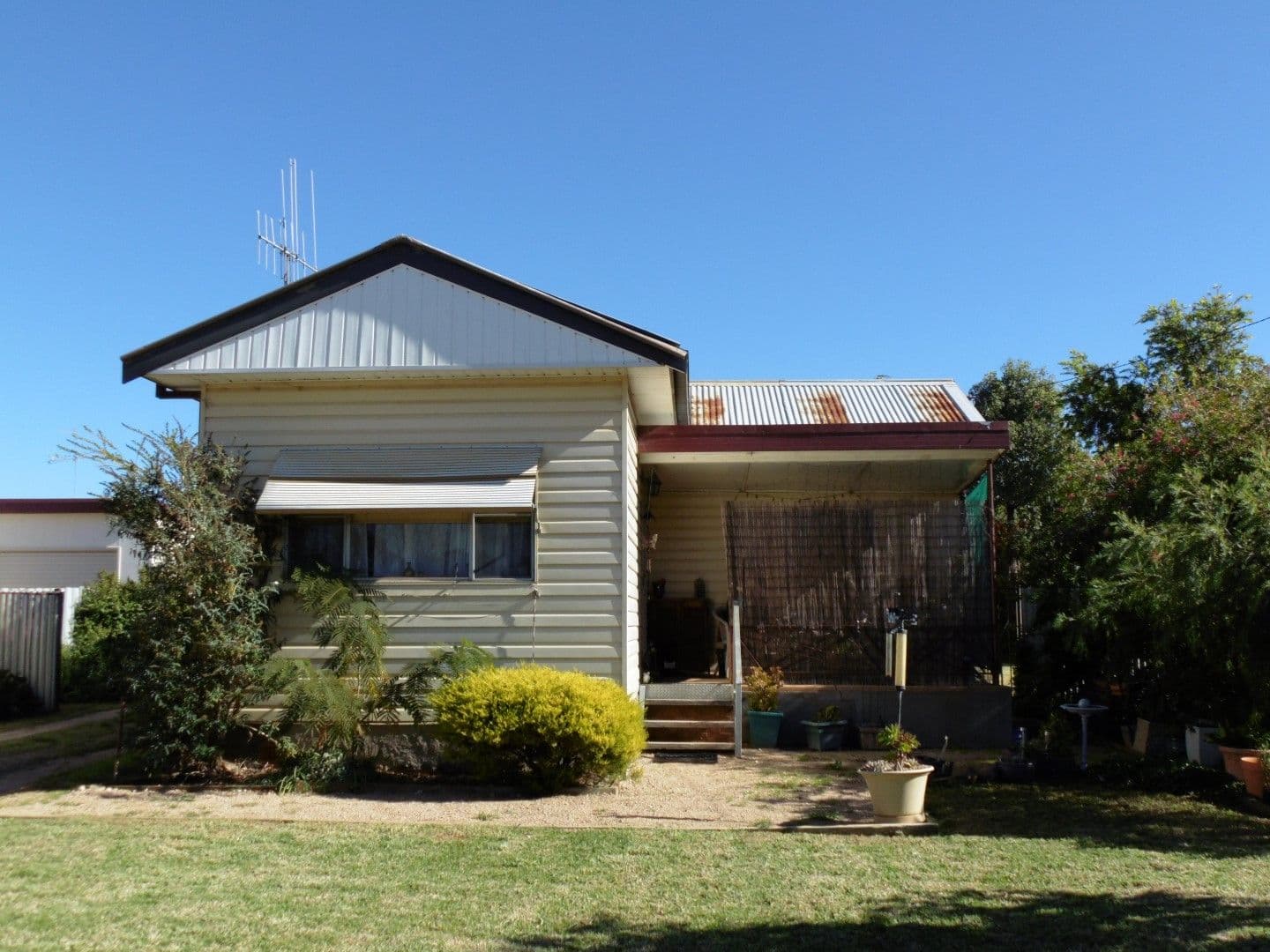 6 Thornbury Street, Parkes - Image 1