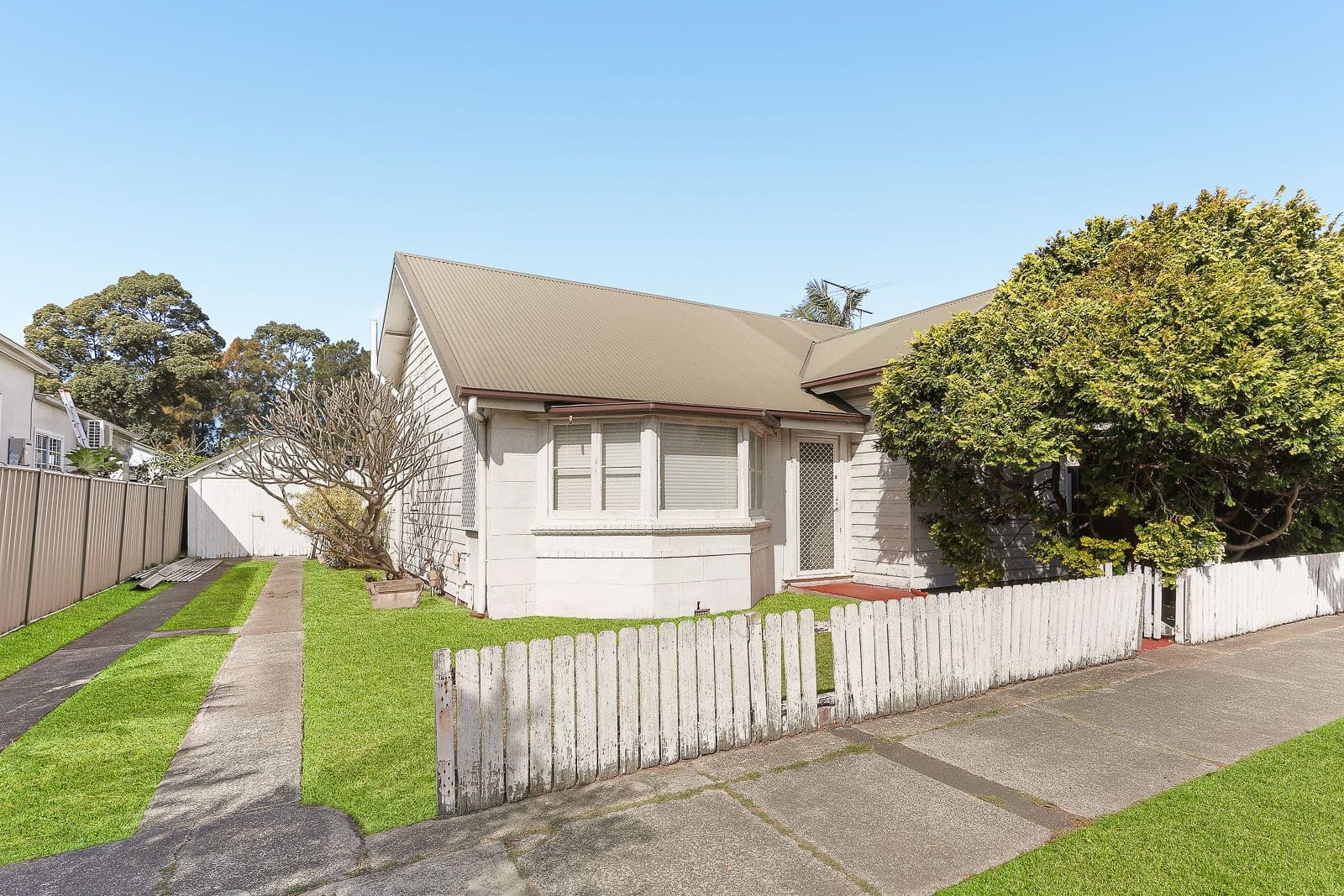 8 Frogmore Street, Mascot - Image 1