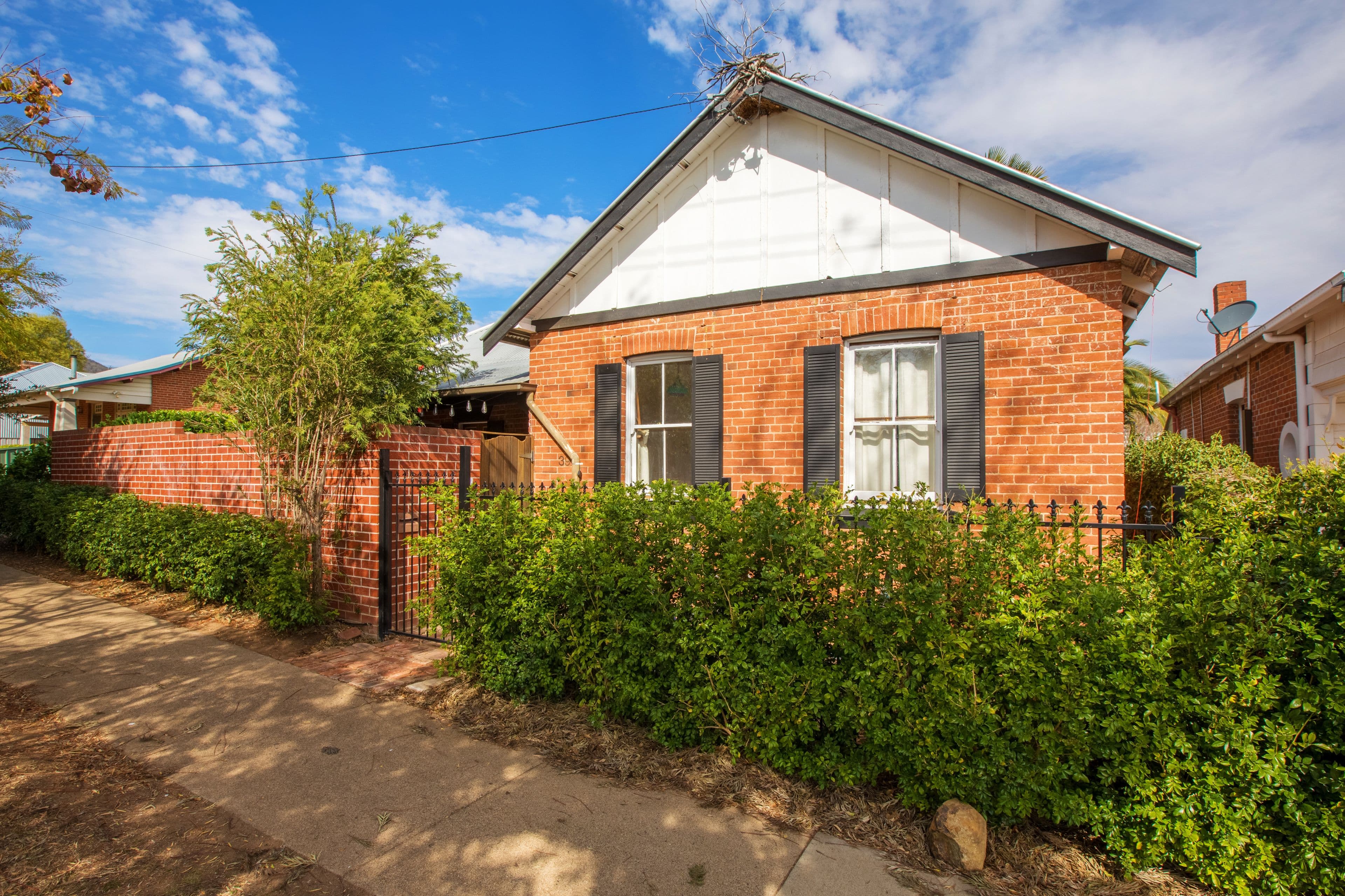 39 Bourke Street, Tamworth - Image 1
