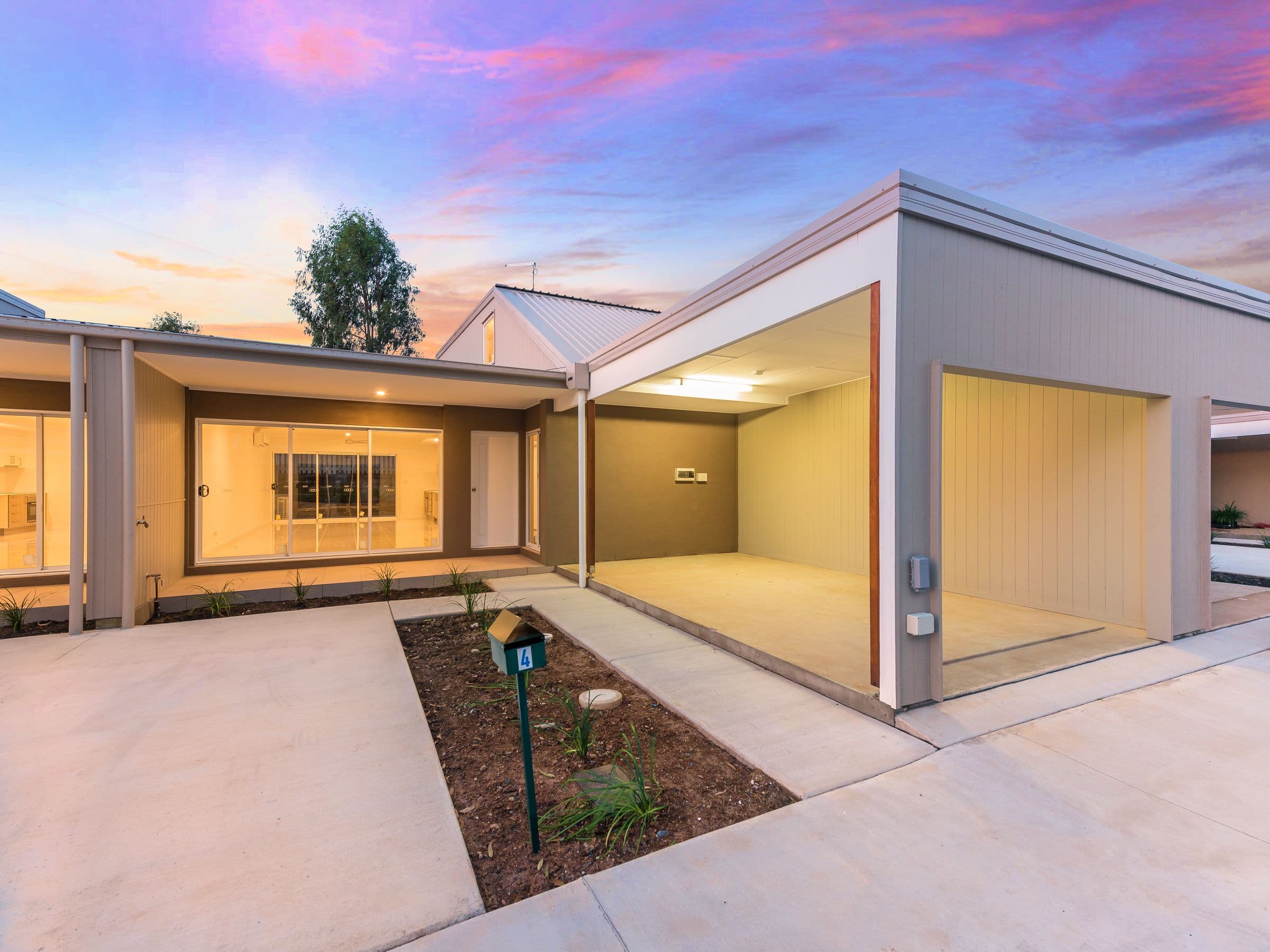 25 Maywood Street, Loganlea QLD 4131, Loganlea - Image 1