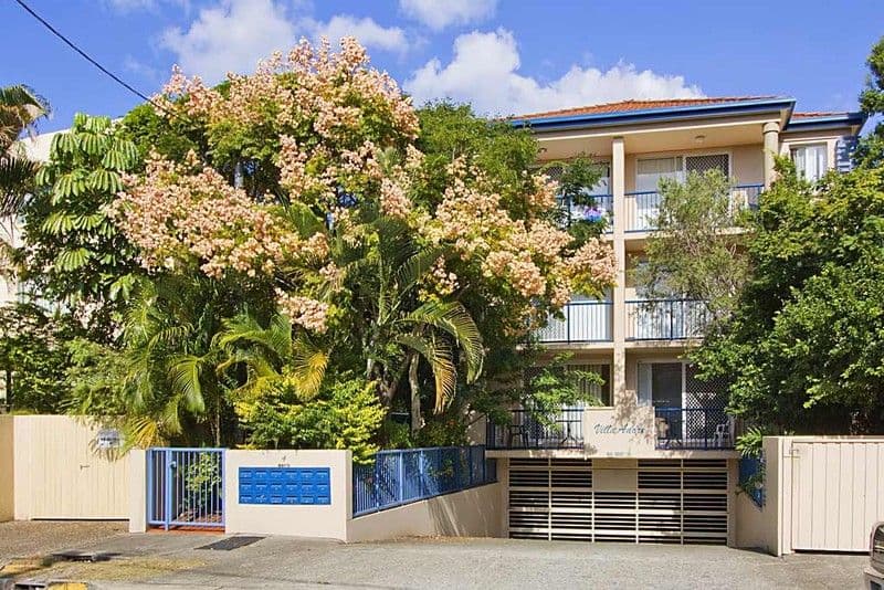 16 ''Villa Adori'', 4 Adori Street, CHEVRON ISLAND QLD 4217, Chevron Island - Image 1