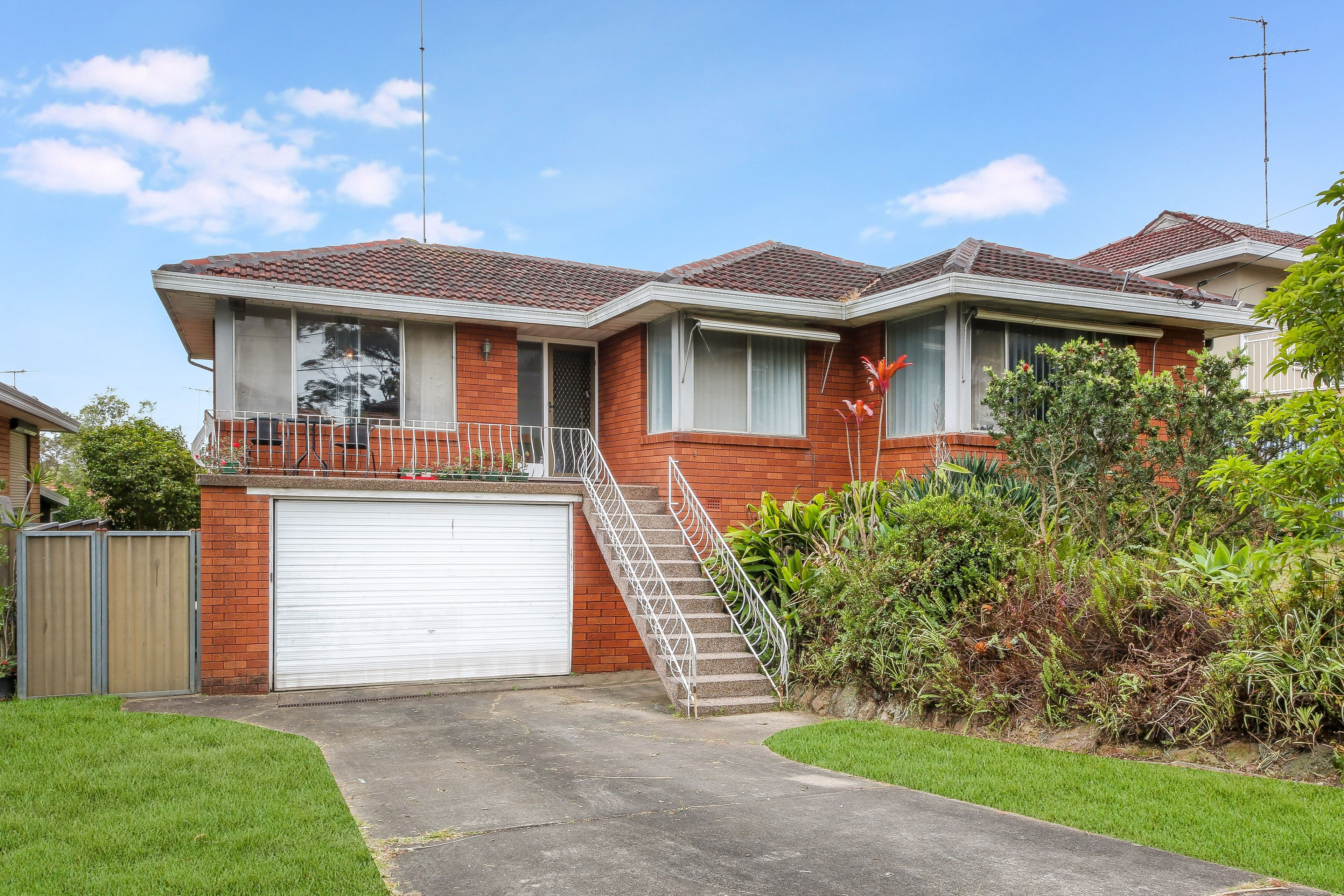 3 Saric Avenue, Georges Hall NSW 2198, Georges Hall - Image 1