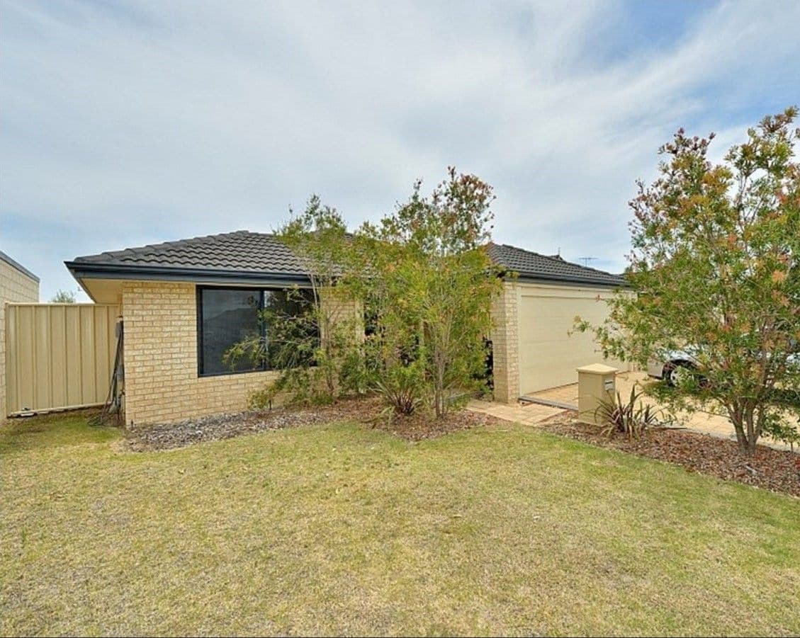 22 Kerkeri Heights, Lakelands WA 6180, Lakelands - Image 1