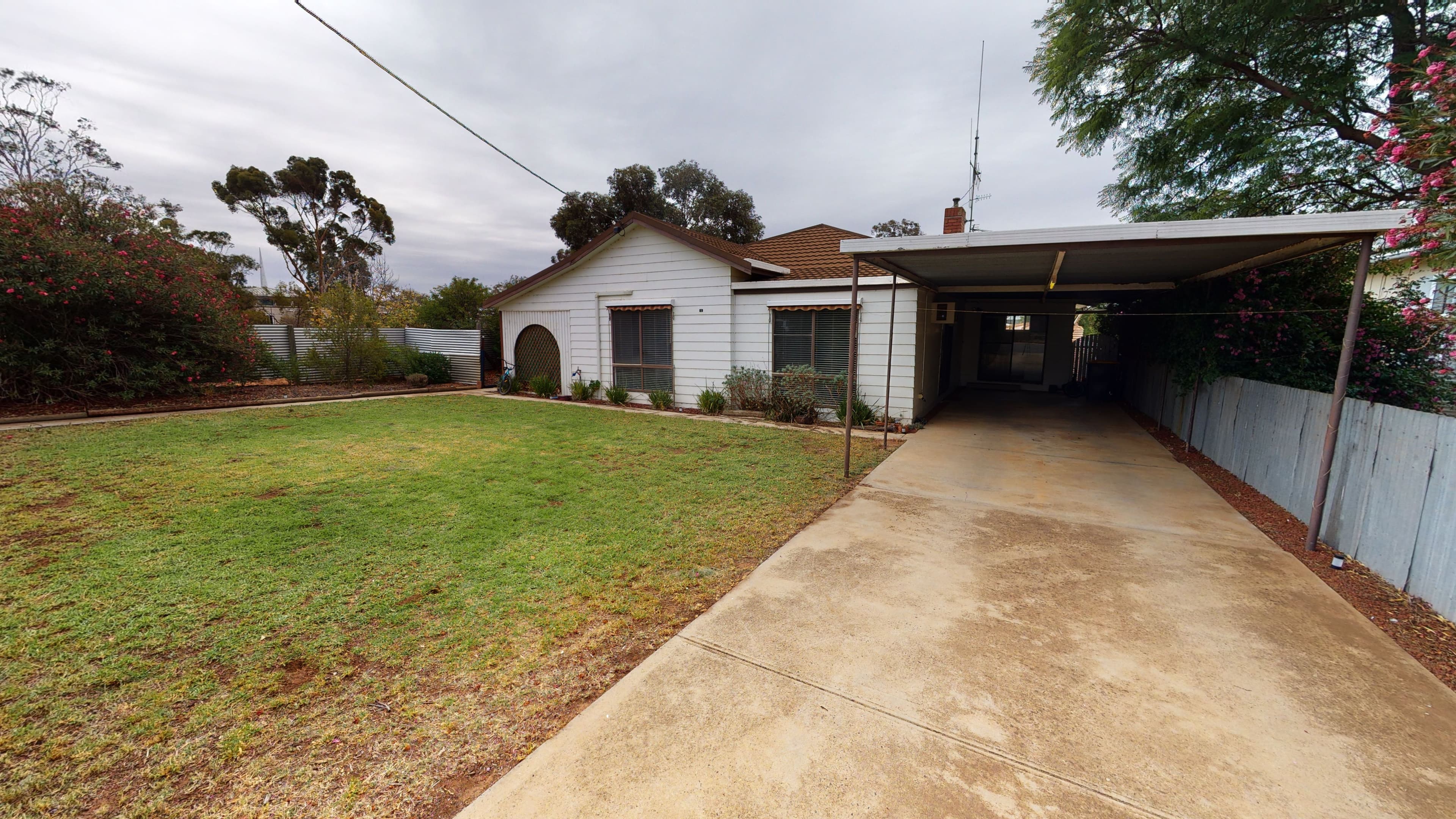 20 Brolga Way, Stirling, Stirling - Image 1