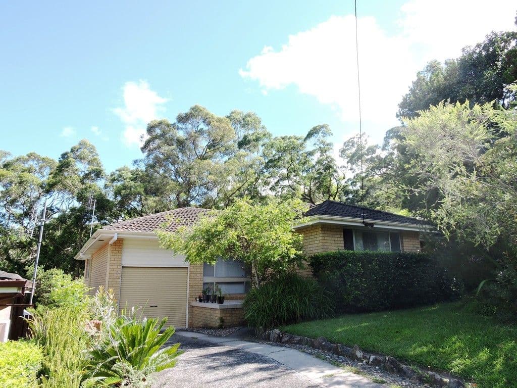 35 South Crescent, North Gosford - Image 1