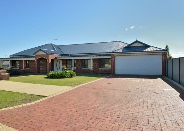 1 Kootingal Bend, BALDIVIS WA 6171, Baldivis - Image 1