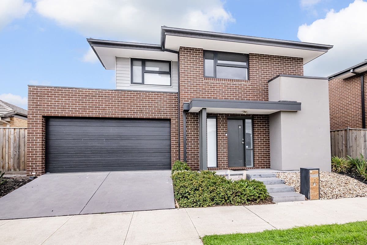 4 Dartnell Street, Cranbourne East VIC 3977, Cranbourne East - Image 1