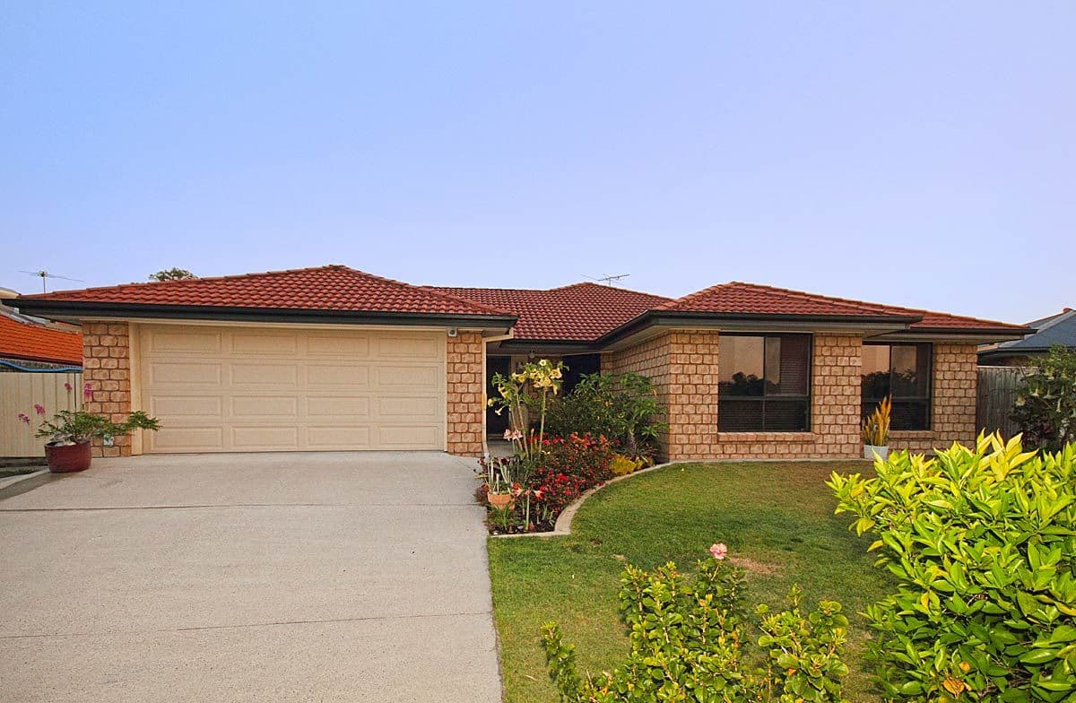 6 Stevens Court, CRESTMEAD QLD 4132, Crestmead - Image 1