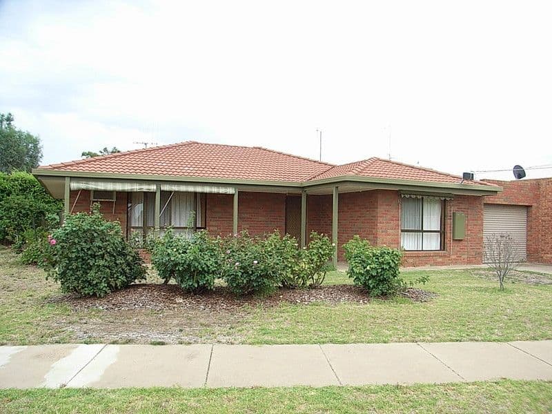 145 Crossen Street, Echuca VIC 3564, Echuca - Image 1