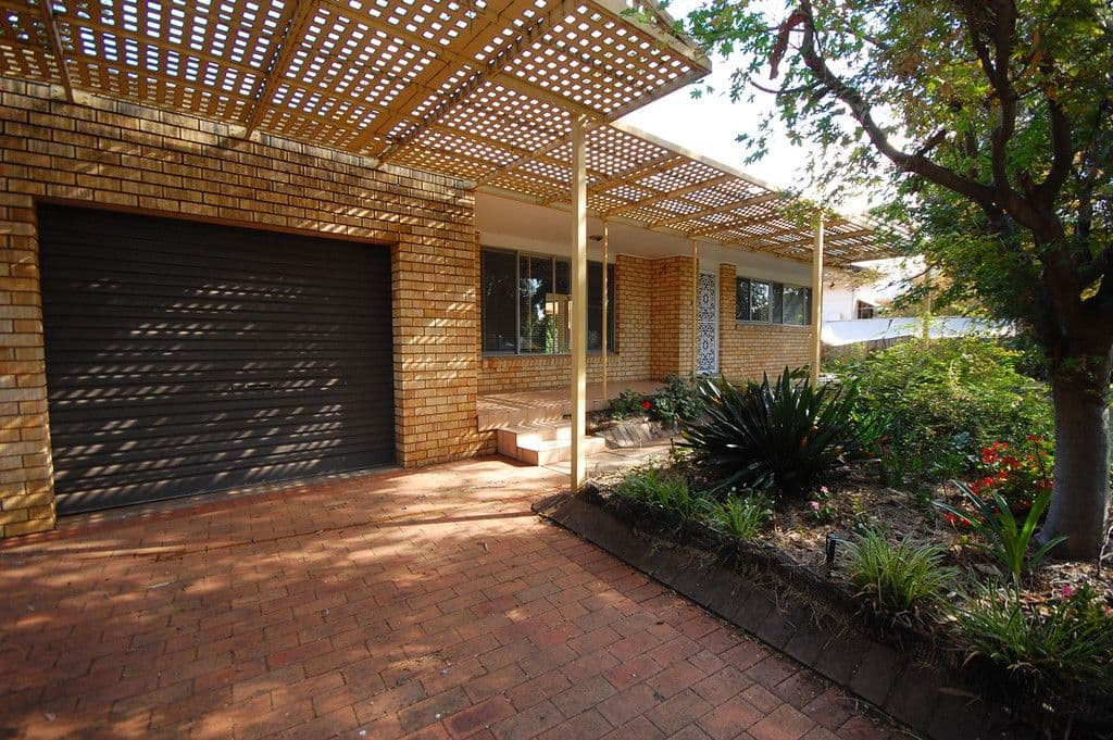 6 Turner Street, Griffith NSW 2680, Griffith - Image 1