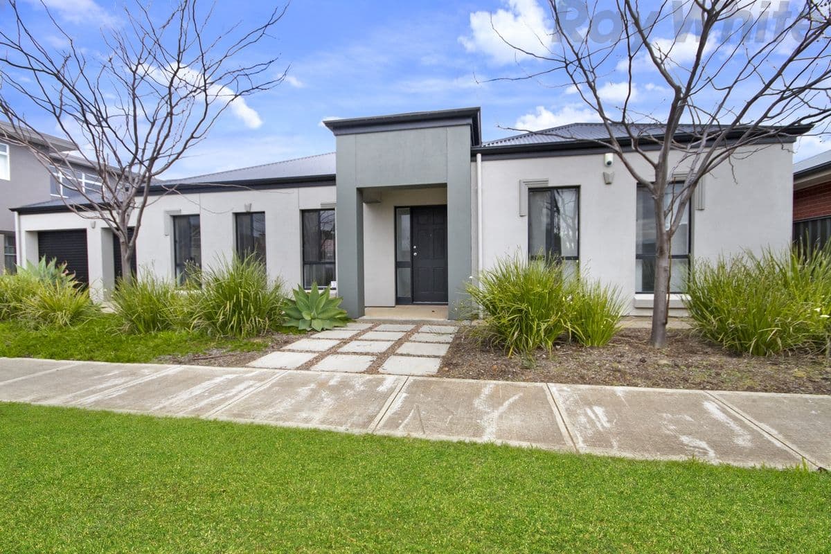 11 Cramp Street, Goodna QLD 4300, Goodna - Image 1