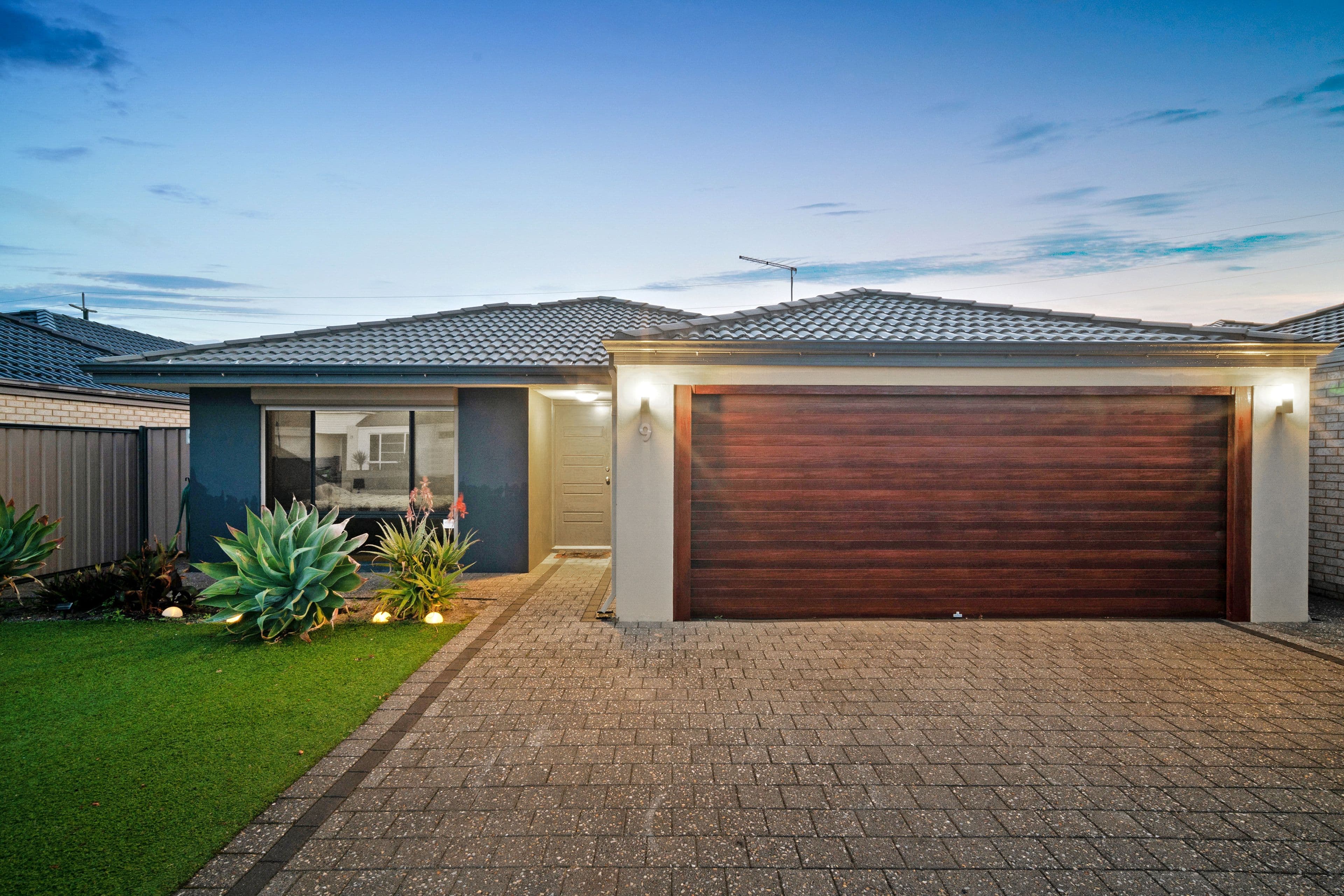9 Cayenne Street, Wattle Grove WA 6107, Wattle Grove - Image 1