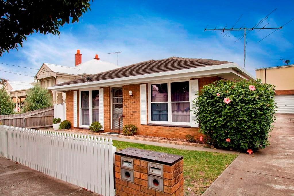 10 Glenleith Avenue, GEELONG VIC 3220, Geelong - Image 1