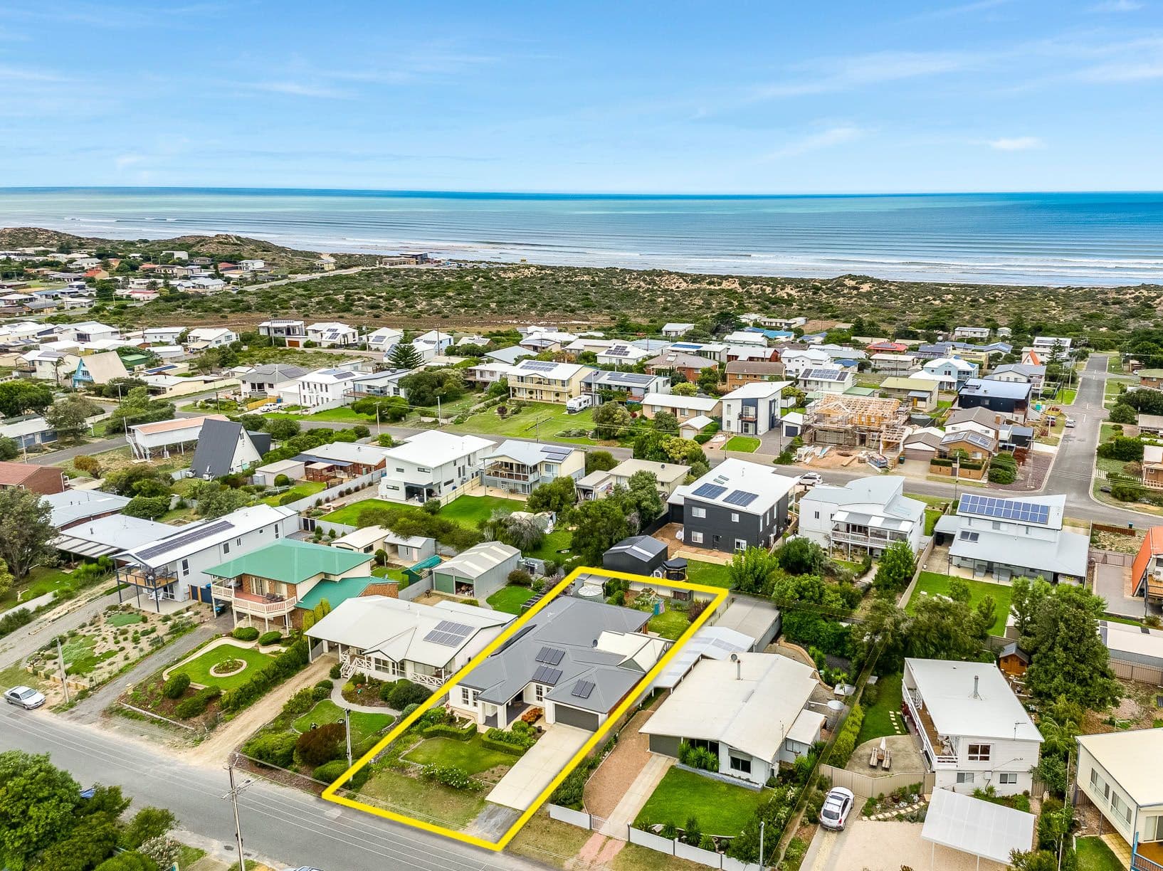 27 Castle Avenue, Goolwa Beach SA 5214, Goolwa Beach - Image 1