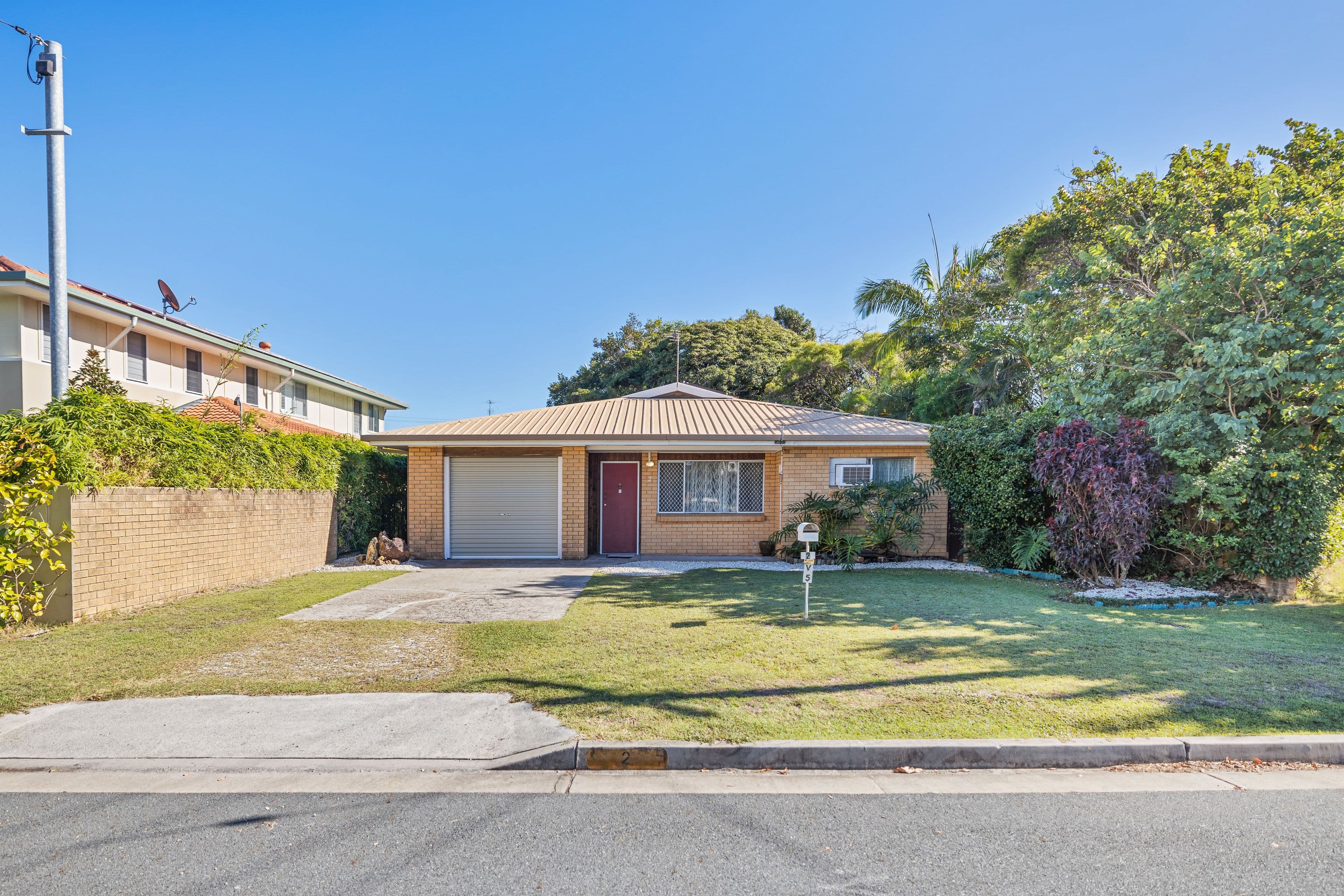 2 Mascala Parade, Mermaid Waters QLD 4218, Mermaid Waters - Image 1