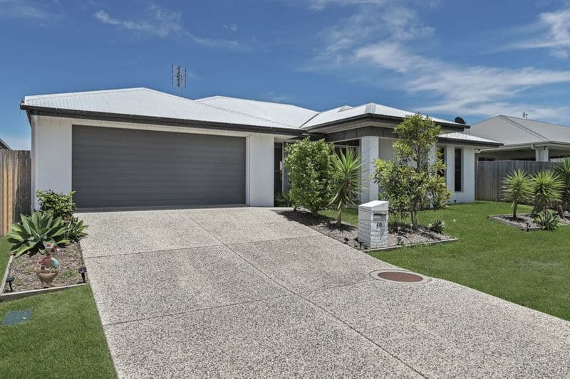40 Petrel Crescent, Mountain Creek - Image 1