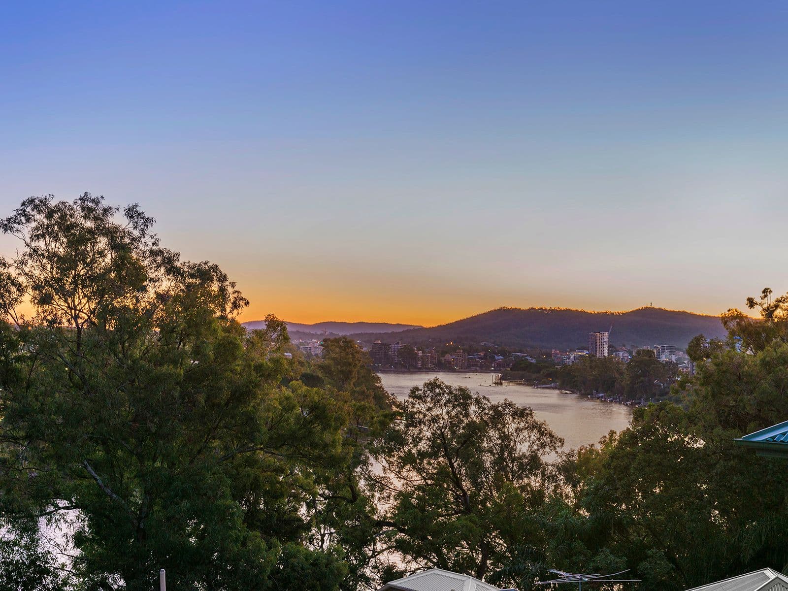 9 Rosecliffe Street, Highgate Hill QLD 4101, Highgate Hill - Image 1