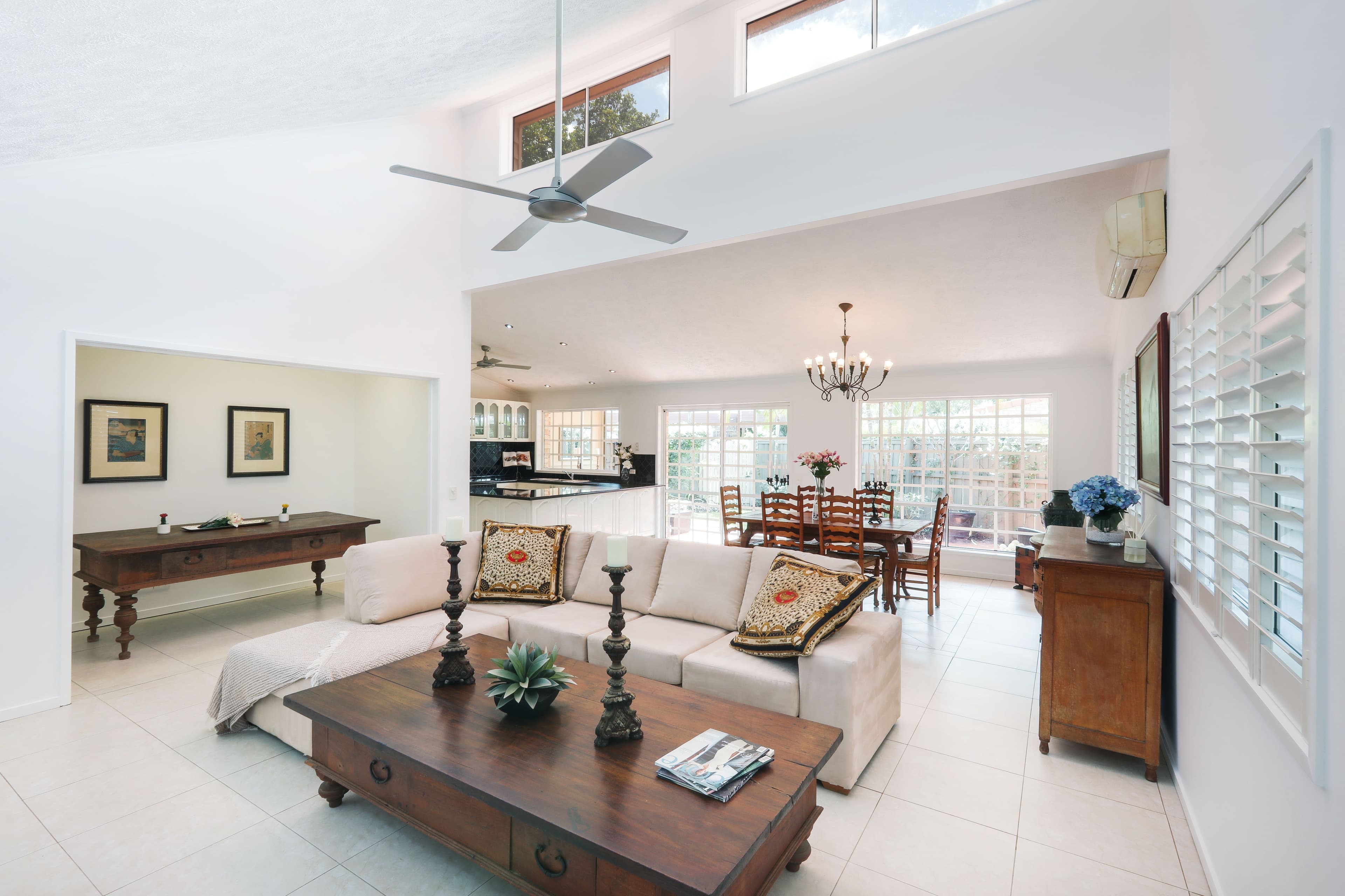 19 Elliott Street, Isle Of Capri QLD 4217, Isle Of Capri - Image 1